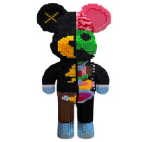 Конструктор Magic Blocks "Dissected Companion" на 4955 деталей. Ведмедик Bearbrick 50 см