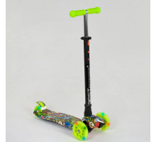 Дитячий самокат Best Scooter A 24647. Пластмасовий, 4 PU колеса з підсвічуванням. Зелений