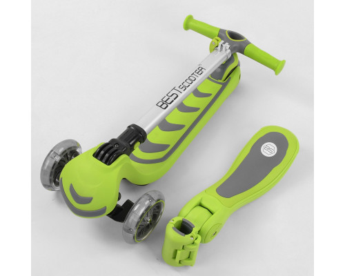 Дитячий самокат Best Scooter Т-07196. Складане алюмінієве кермо, сидіння, 4 PU колеса з підсвічуванням. Зелений