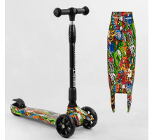 Дитячий самокат Best Scooter 46-009 MAXI. Складане алюмінієве кермо, 3 PU колеса з підсвічуванням. Зелений