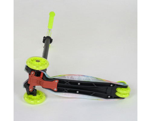 Дитячий самокат Best Scooter A 25601. Пластмасовий, 4 PU колеса з підсвічуванням. Салатовий