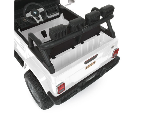 Дитячий електромобіль Джип Toyota Bambi M 4968EBLR-1 (24V) з пультом управління. Білий