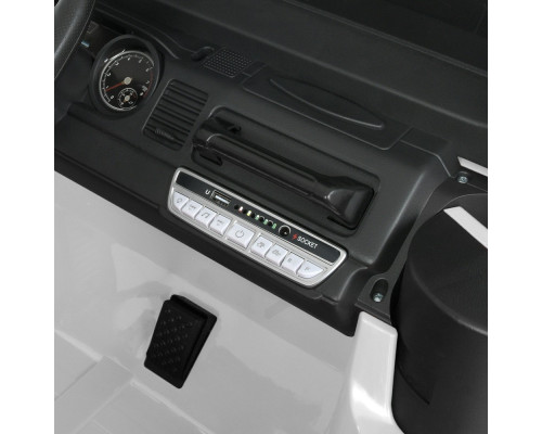 Дитячий електромобіль Джип Toyota Bambi M 4968EBLR-1 (24V) з пультом управління. Білий
