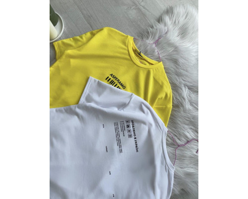 Стильна футболка в стилі oversize з приспущеним рукавом