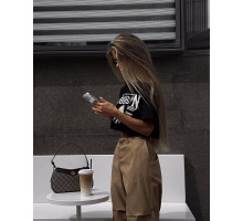 Укорочена модна футболка у стилі oversize. Жіноча футболка Кулір