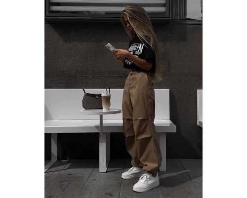Укорочена модна футболка у стилі oversize. Жіноча футболка Кулір