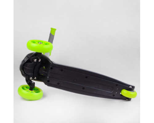 Дитячий самокат Best Scooter LK-70111. Підсвічування деки, коліс та дисків, PU колеса, знімне кермо. Зелений